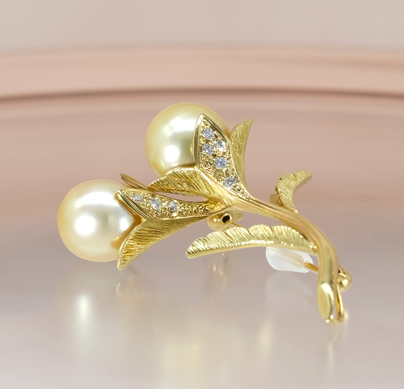 18K Yellow Gold South Sea Golden Pearl & Diamond Brooch