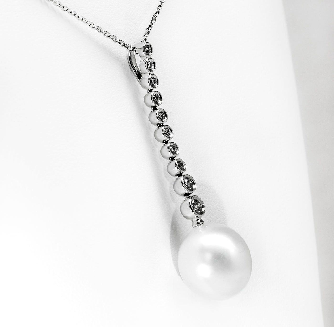 18K White Gold South Sea Pearl & Diamond Pendant