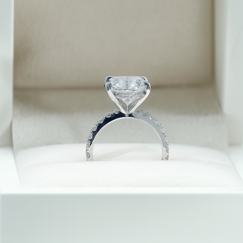 The Modera Ring - Oval with Hidden Halo - Lab Grown Diamond