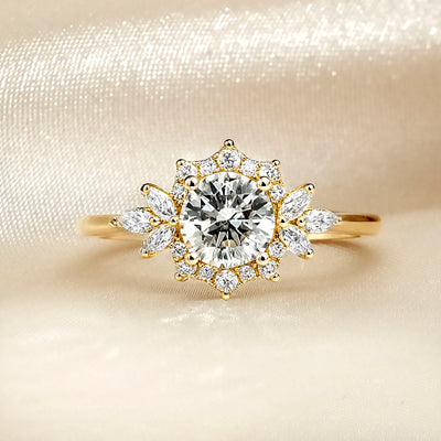 The Valentina Ring - Ornate Vintage Style Ring