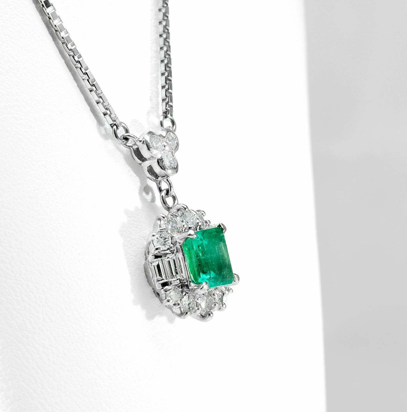 Platinum Emerald & Diamond Necklace