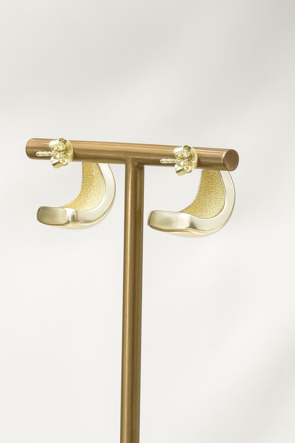 9K Yellow Gold Half Curved Studs
