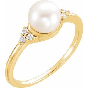 14K Yellow 7.5-8 mm Cultured Freshwater White Pearl & 1/10 CTW Natural Diamond Ring