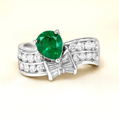 Platinum Emerald & Diamond Ring