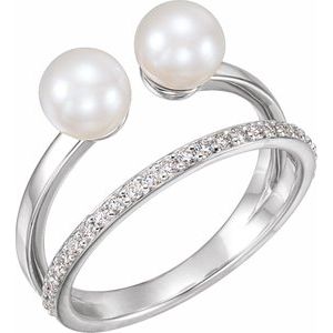 Platinum Cultured White Freshwater Pearl & 1/4 CTW Natural Diamond Ring