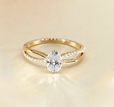 The Selena Ring - Twisted Pavé Band and Hidden Halo
