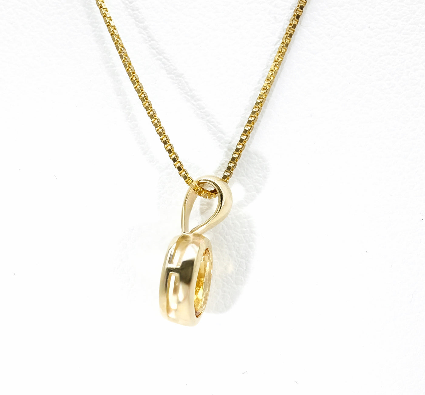 9K Yellow Gold Citrine Pendant