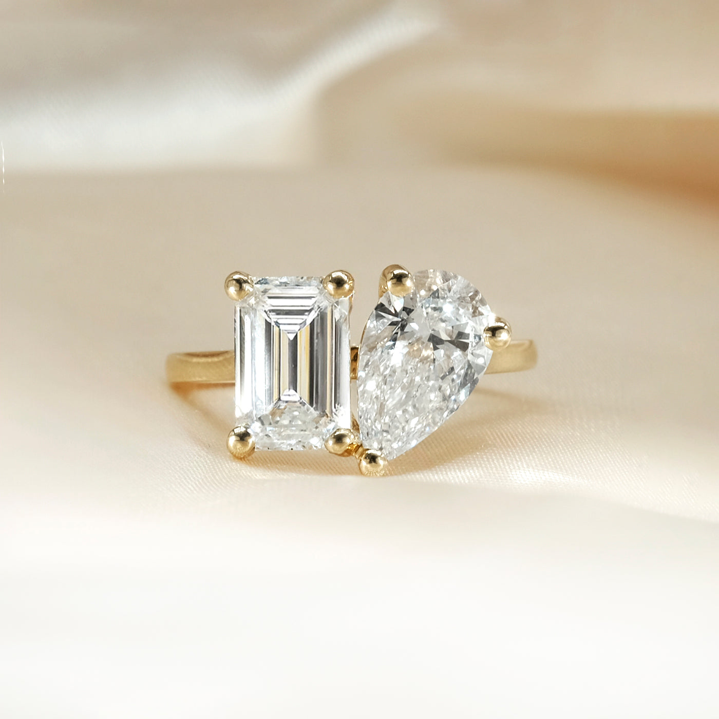 Two Stone Engagement Ring  | Toi et Moi style