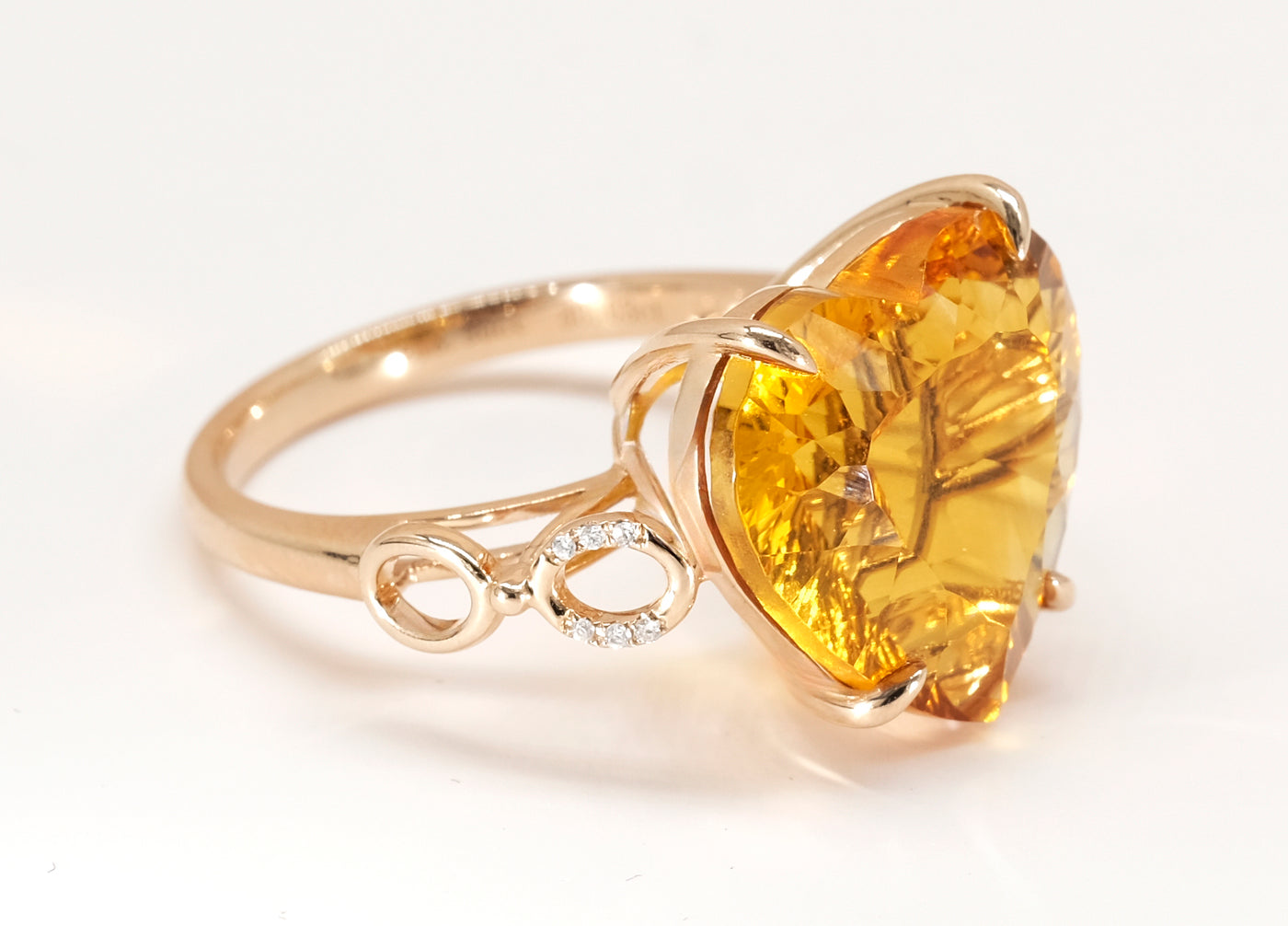 14K Yellow Gold Citrine & Diamond Ring