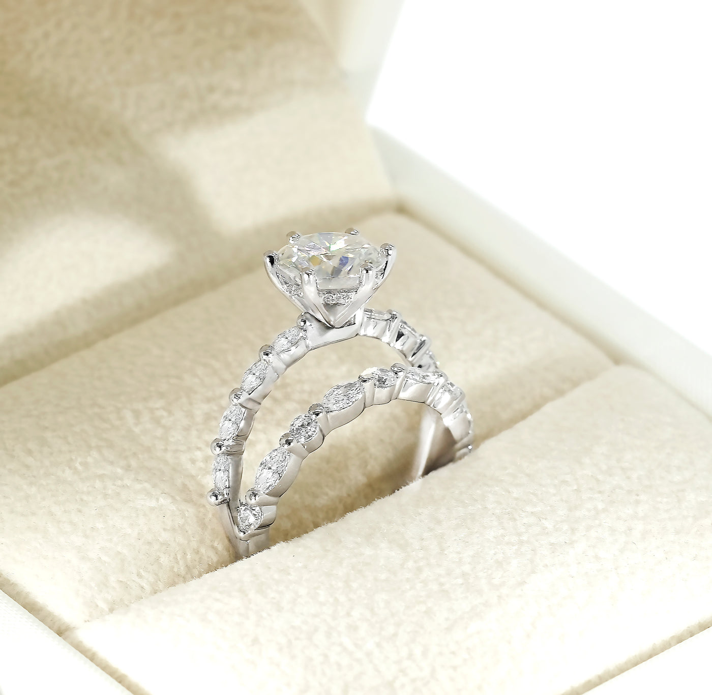 Oval Lab Grown Diamond Engagement Ring - Scarlett