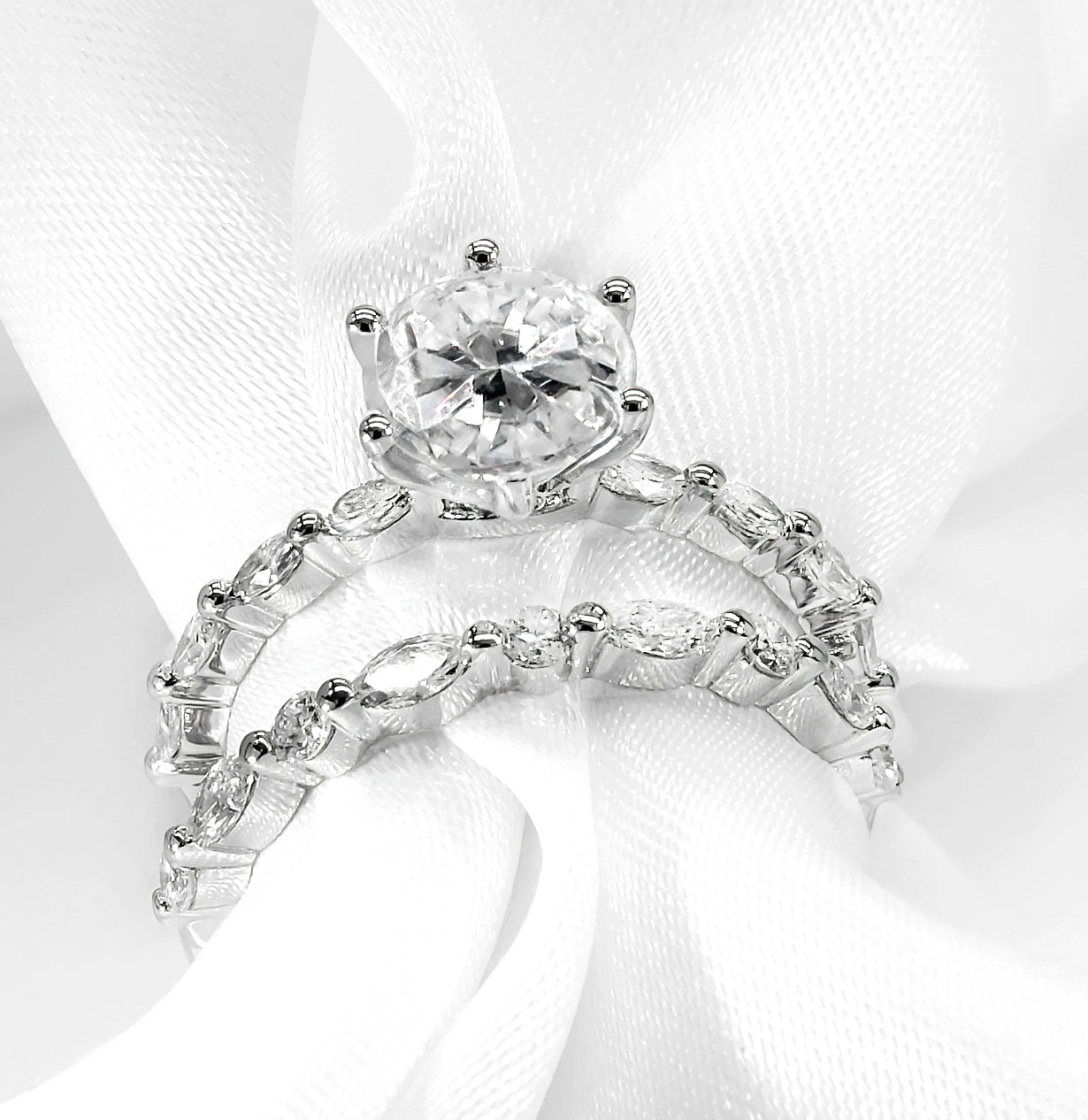 Oval Lab Grown Diamond Engagement Ring - Scarlett