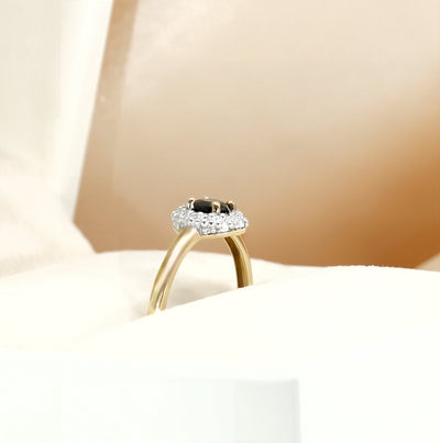 Yellow Gold Sapphire & Diamond Ring