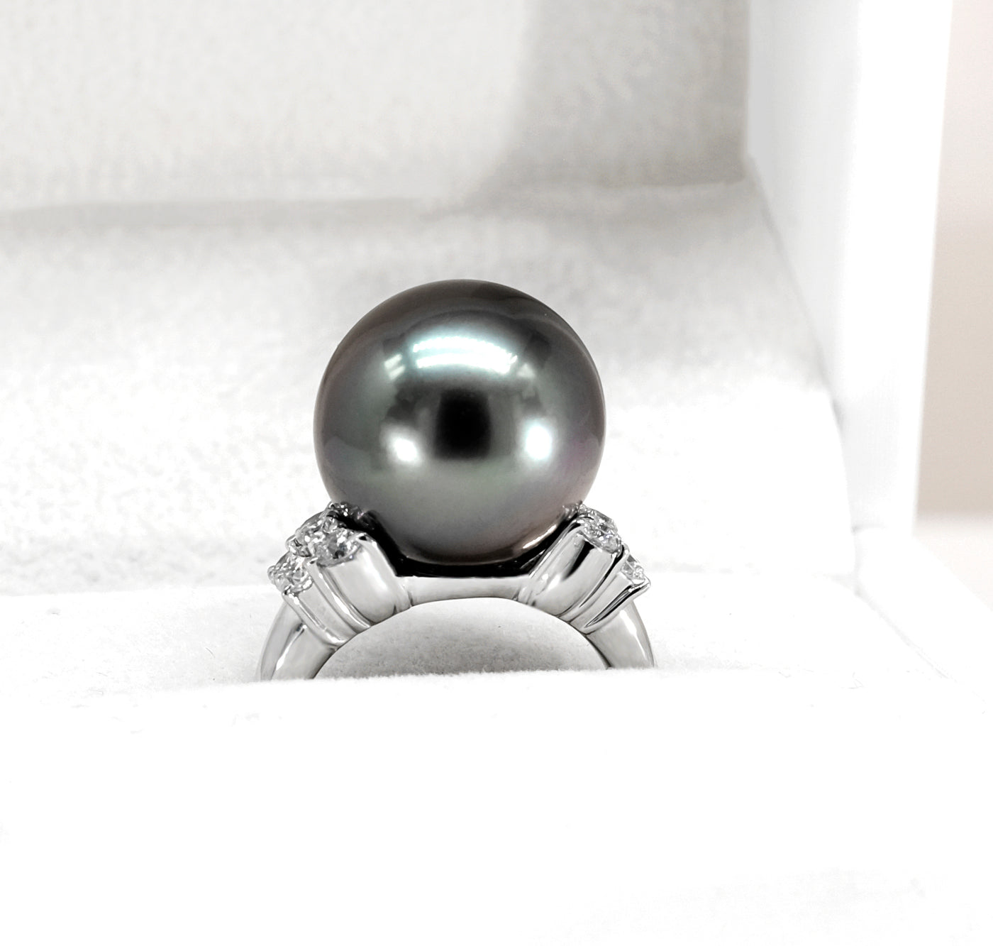 Platinum Tahitian Pearl & Diamond Ring