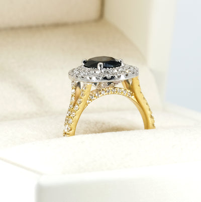 18K Yellow Gold Sapphire & Diamond Ring