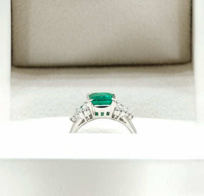 Platinum Emerald & Diamond Ring
