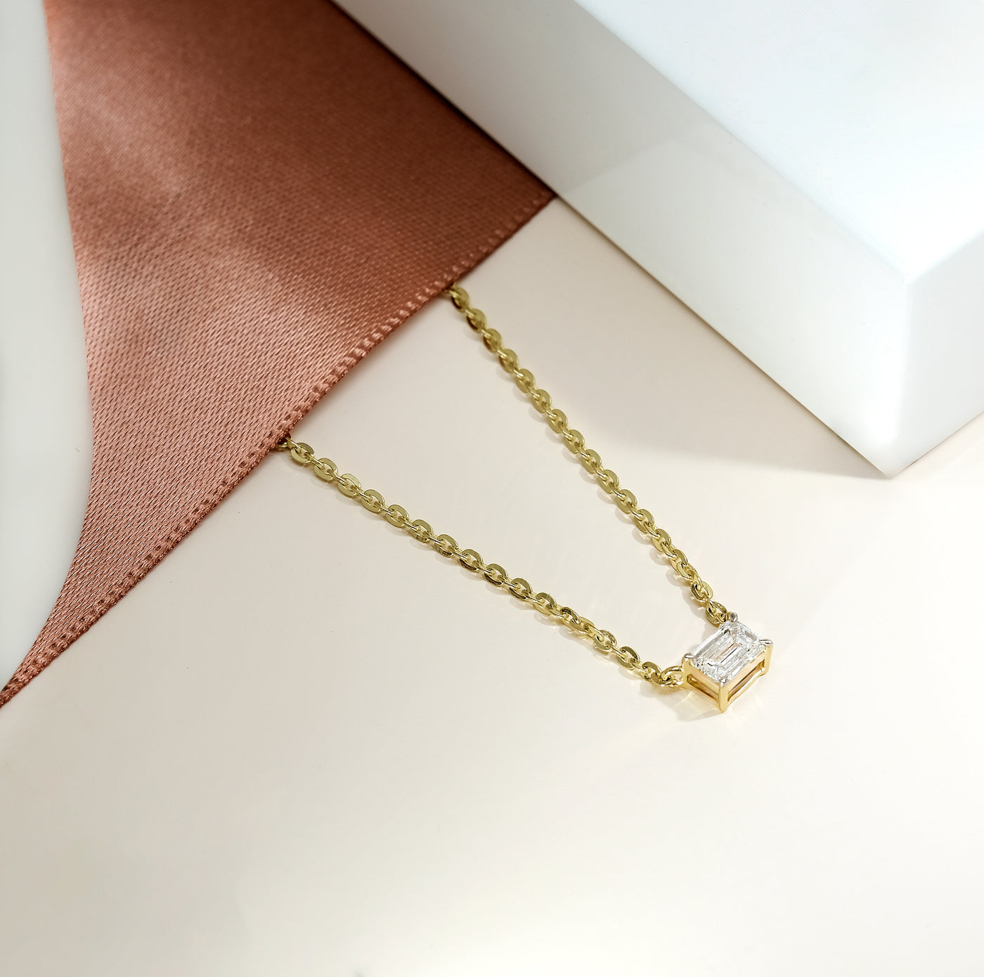14k White Gold Pendant with Lab Grown Diamond