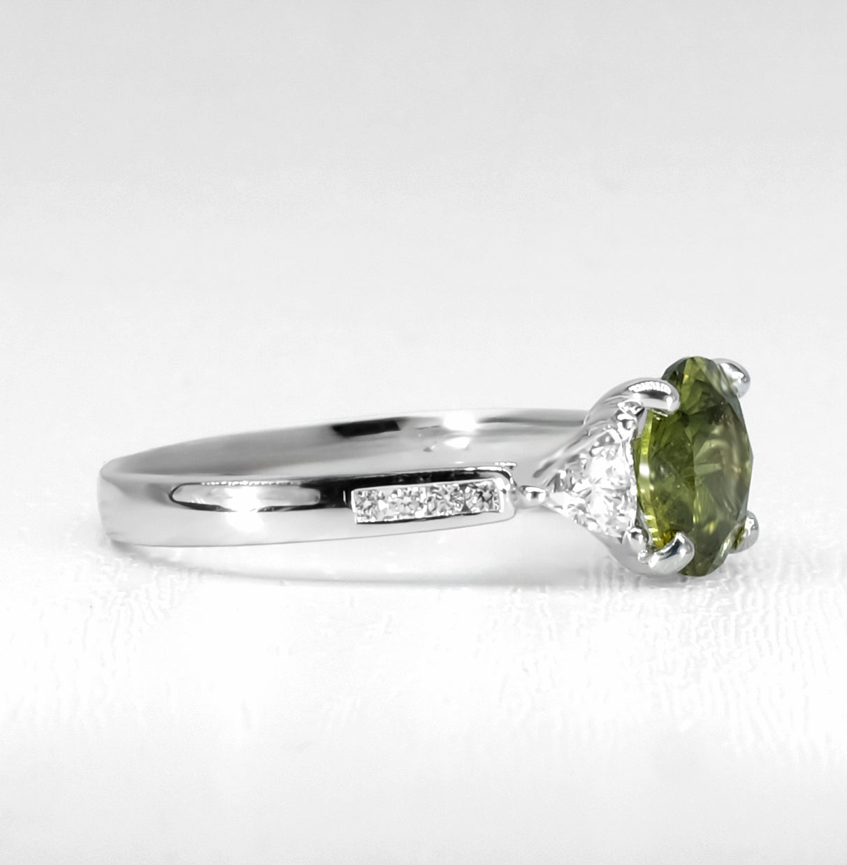 18K White Gold Australian Green Sapphire & Diamond Ring