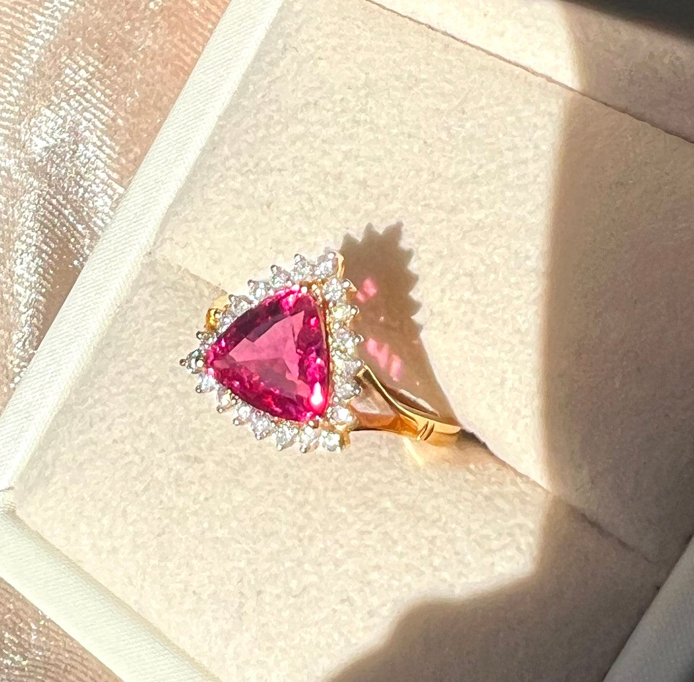 18K Yellow Gold Tourmaline & Diamond Ring