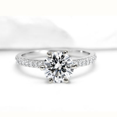 The Vera Ring - Lab Grown Diamond with 6-claws and Fine Pave Band