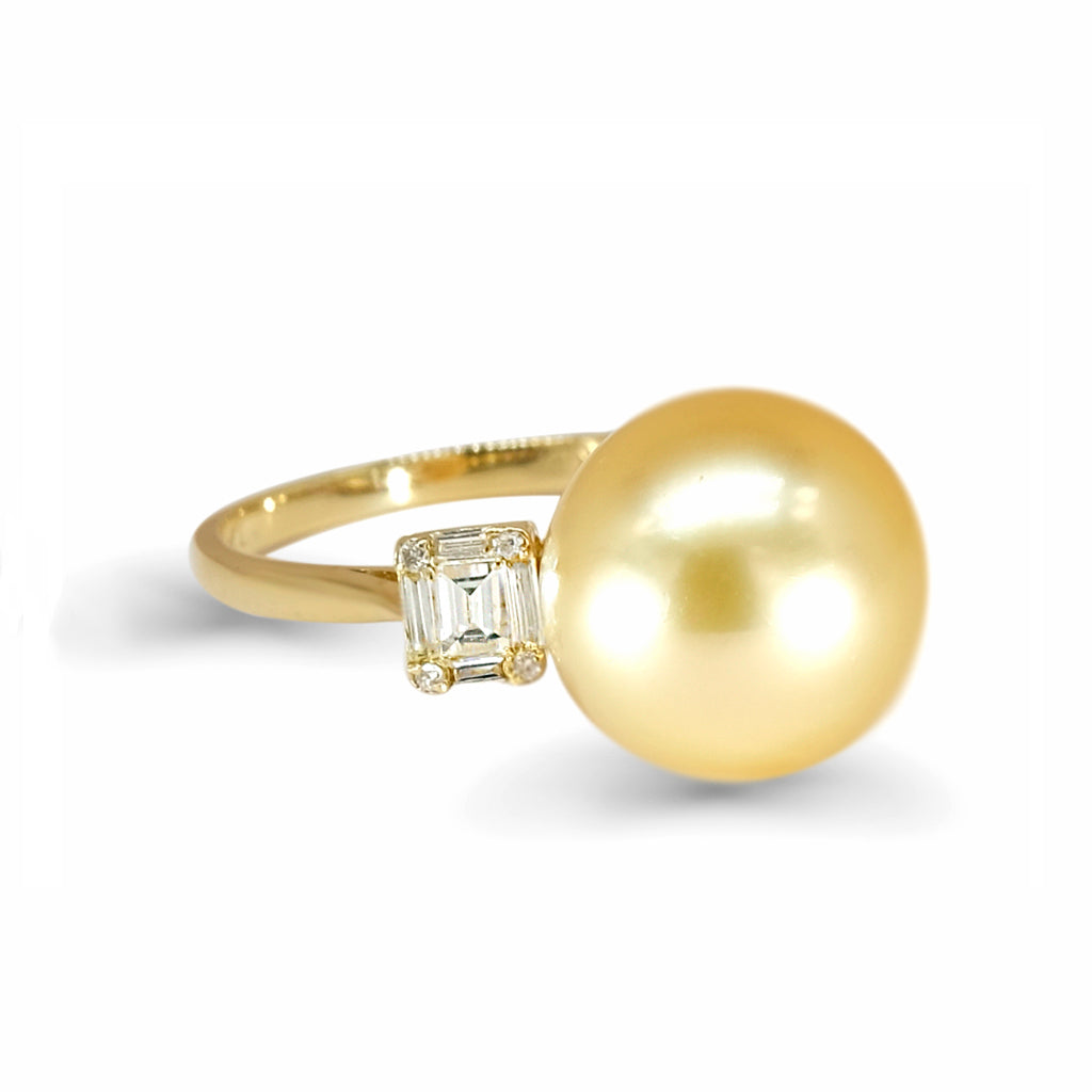 18K Yellow Gold Diamond & Golden South Sea Pearl Ring