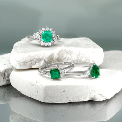 Platinum Emerald & Diamond Ring