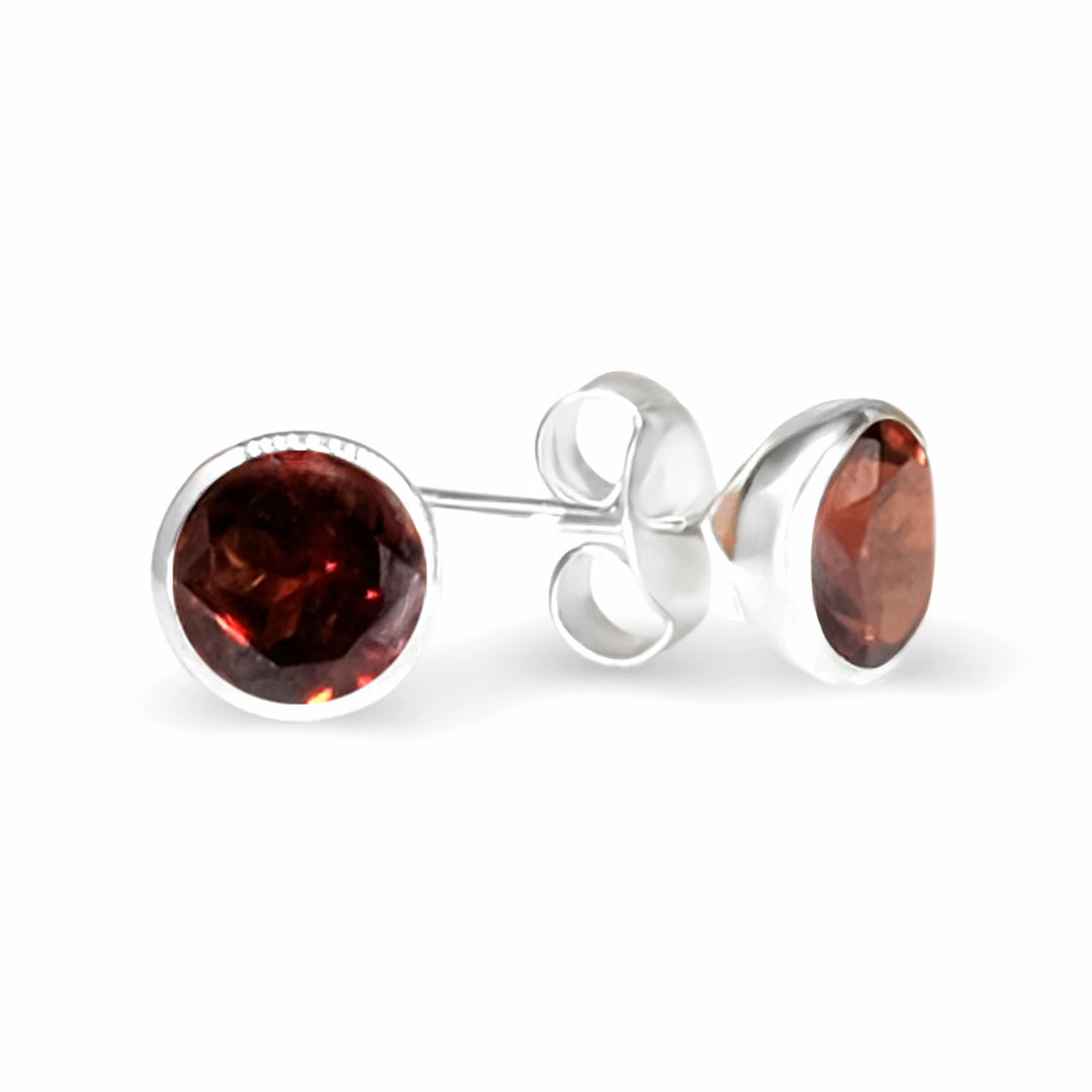 9K White Gold Garnet Earrings