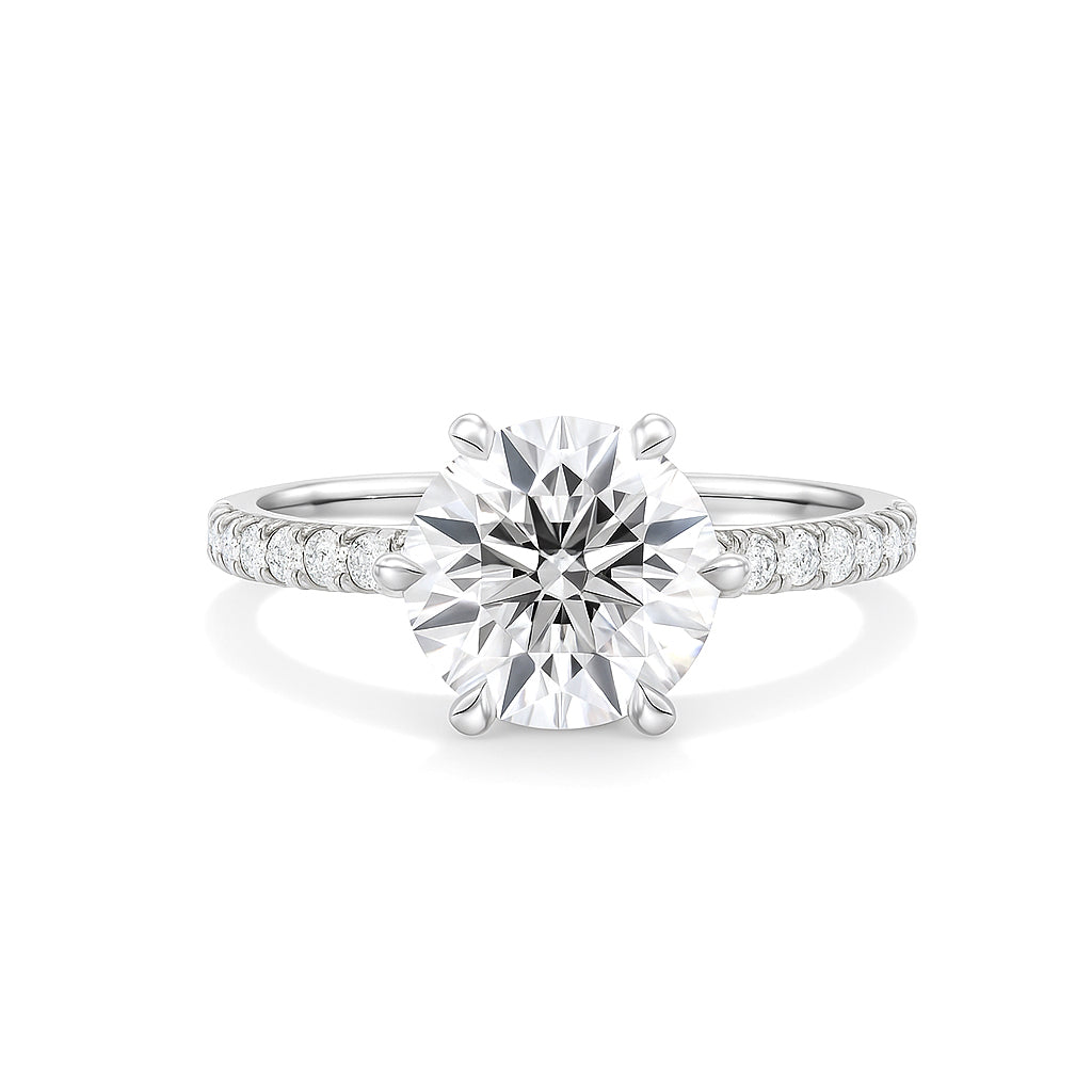 The Vera Ring - Lab Grown Diamond with 6-claws and Fine Pave Band