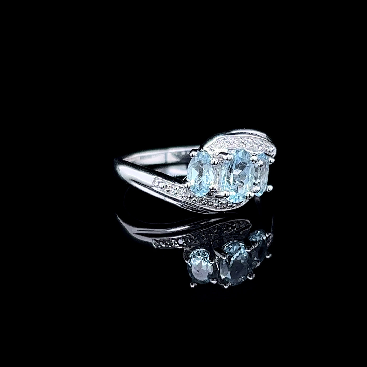 White Gold Aquamarine & Diamond Ring