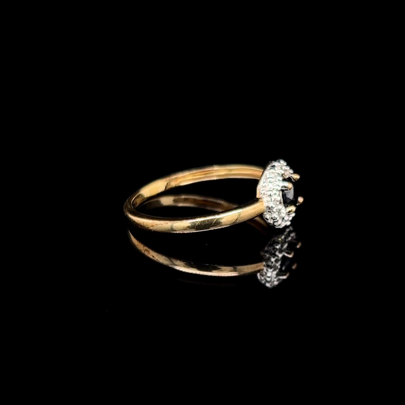 Yellow Gold Sapphire & Diamond Ring